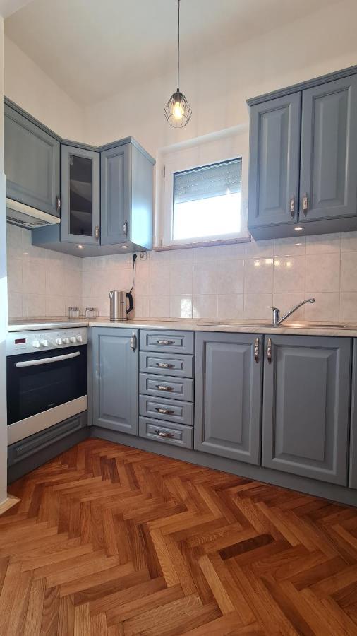 Ri-Jo Apartman Мохач Экстерьер фото